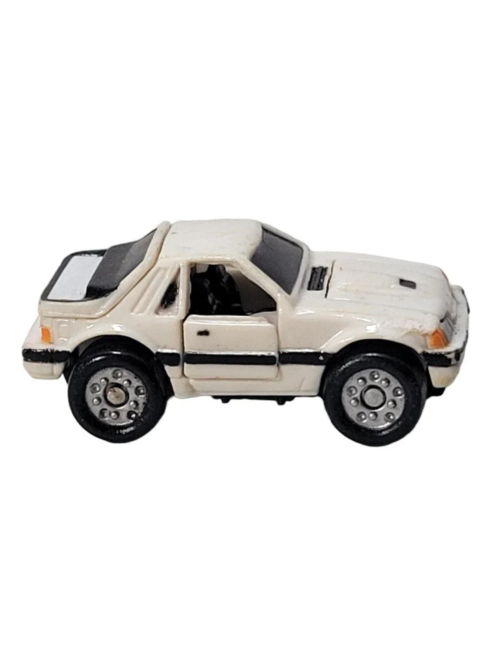 Vintage 1988 Galoob Micro Machines Deluxe White Ford Mustang